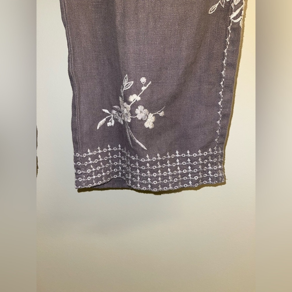 Johnny Was Linen Embroidered Crop Pants size Medium - Picture 8 of 10